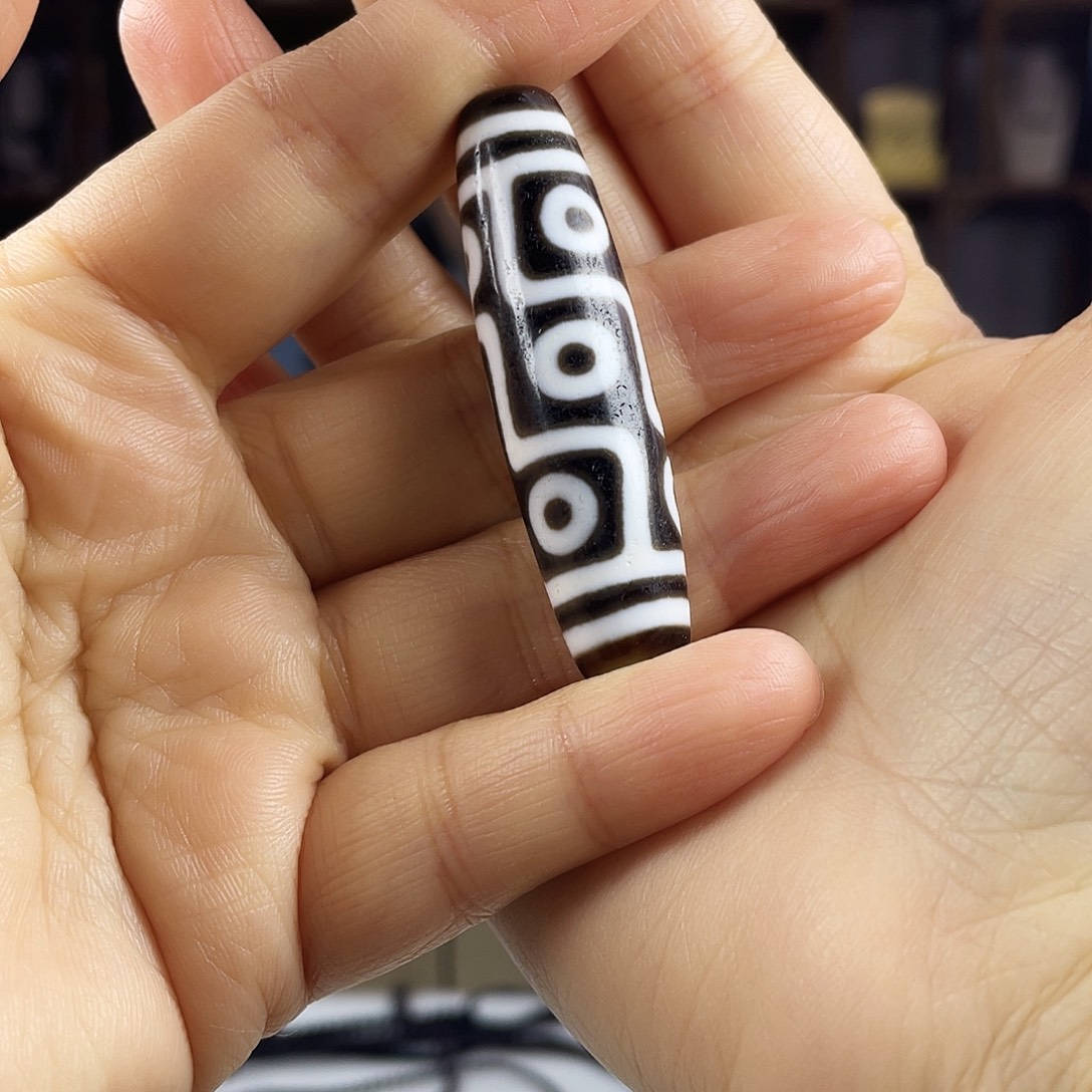 @***强玛瑙/玉髓合金颈饰钟志明