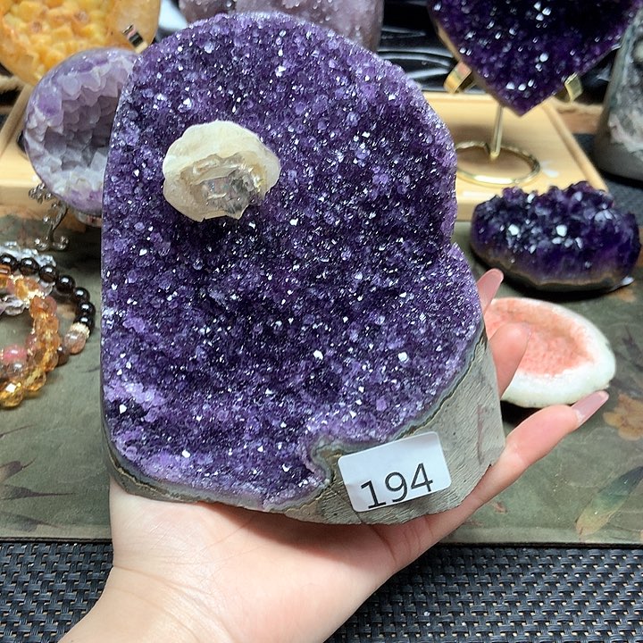 紫晶大型摆件（非配饰）未镶嵌