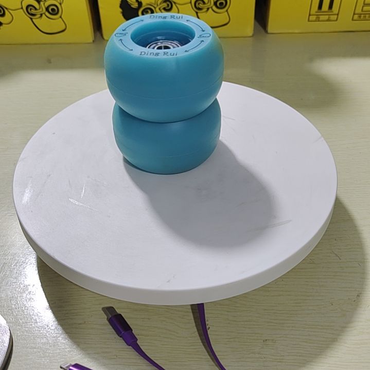 漂移板高弹轮80a硬度（无轴承）