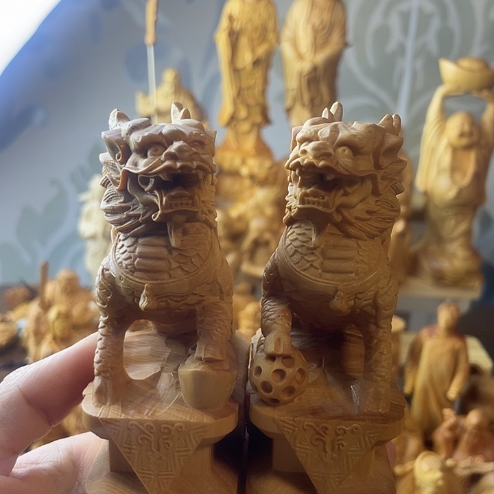 柏木（崖柏）崖柏麒麟一对高10公分