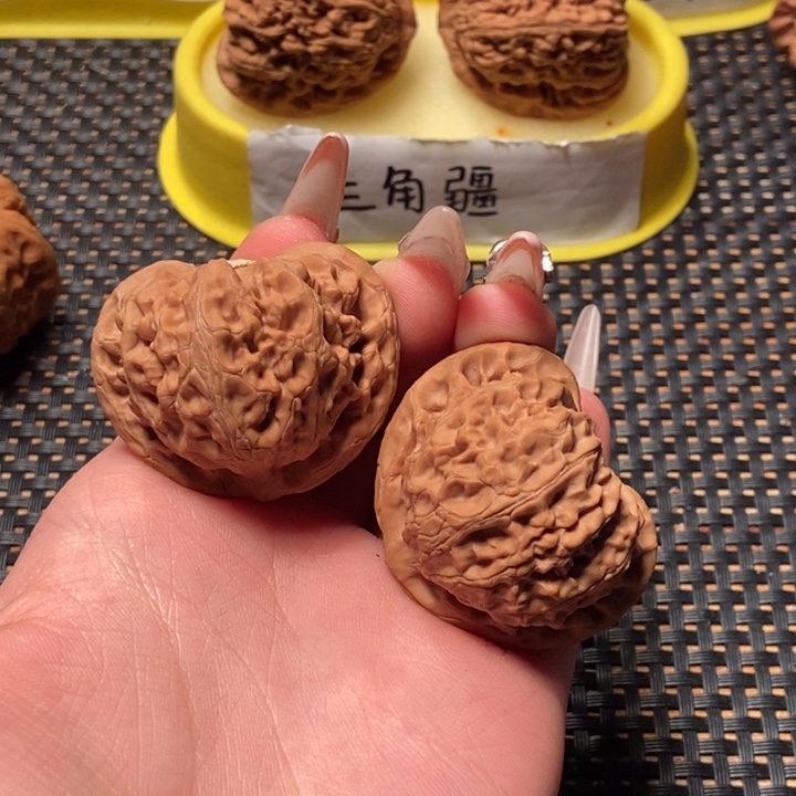 文玩核桃吊坠43全品桃心宫灯