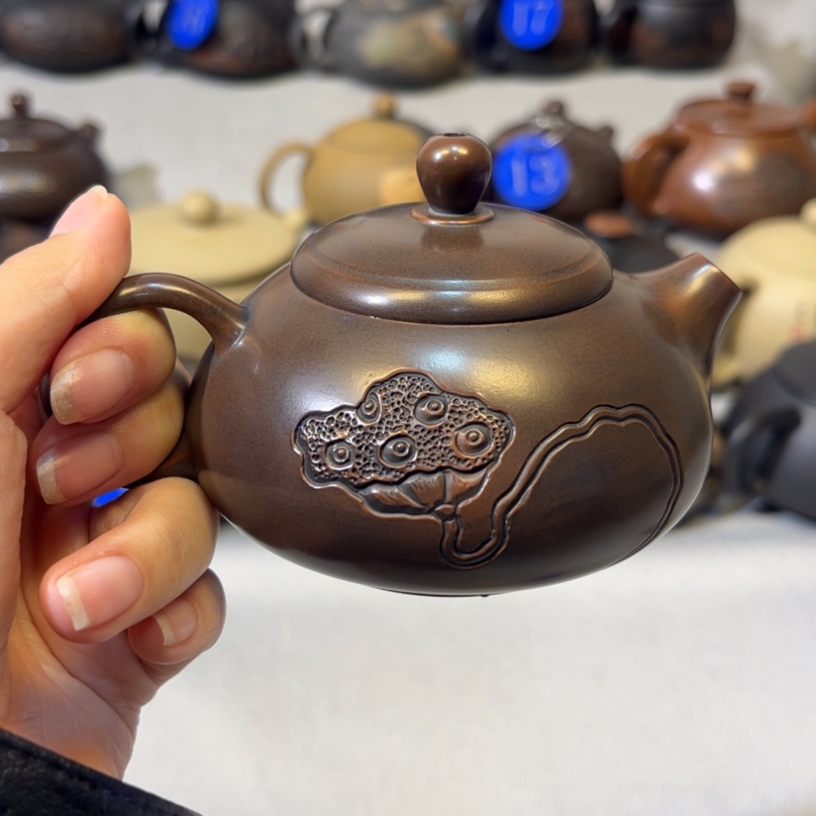 【闪购商品】红泥 微瑕 容量 150c c