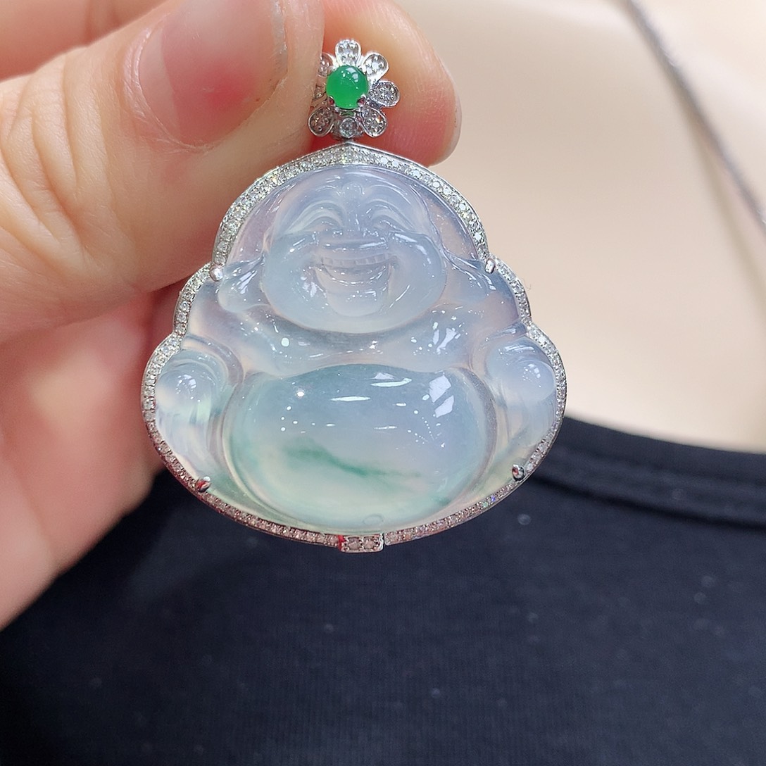 翡翠颈饰18K金镶嵌佛公