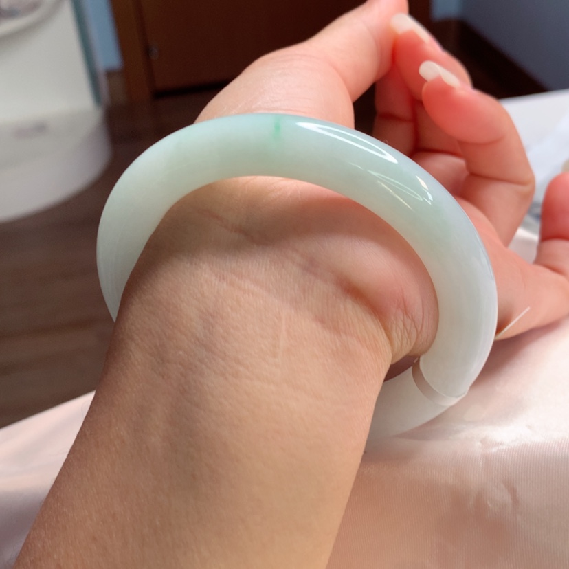 【闪购商品】翡翠手镯未镶嵌天然翡翠手镯
