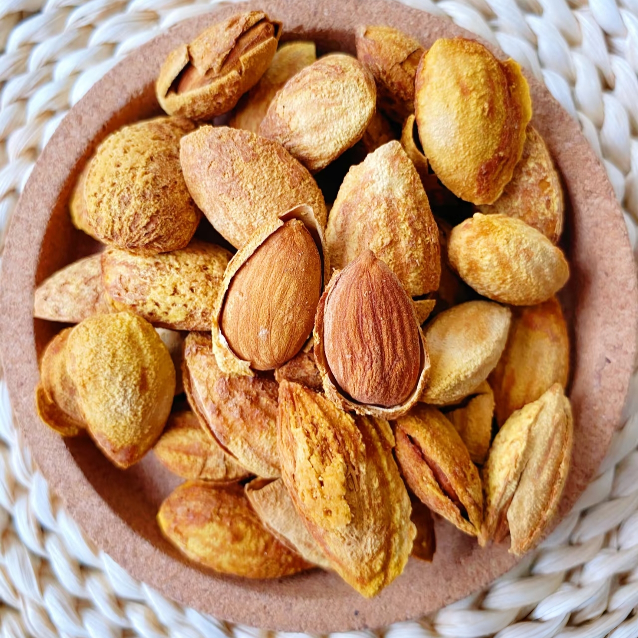 优质大果巴旦木坚果零食薄壳扁桃仁特产