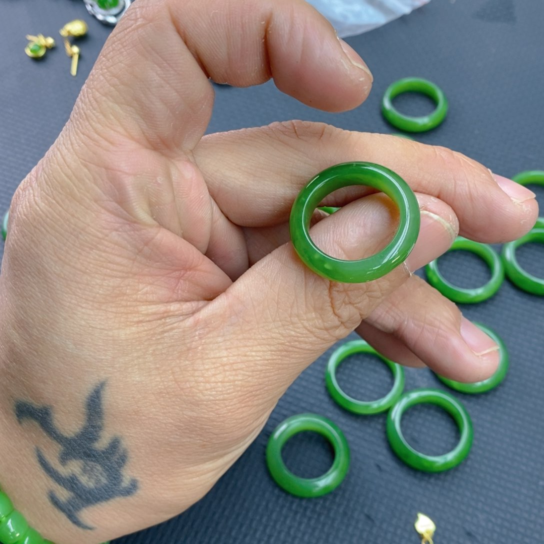 和田玉（碧玉）戒指未镶嵌18-20