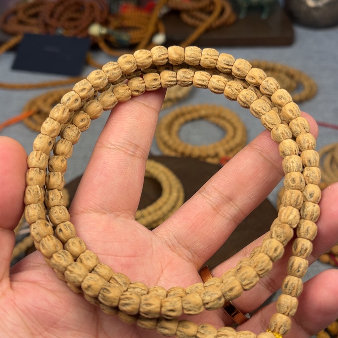 我***饿柏香籽/百香籽吊坠