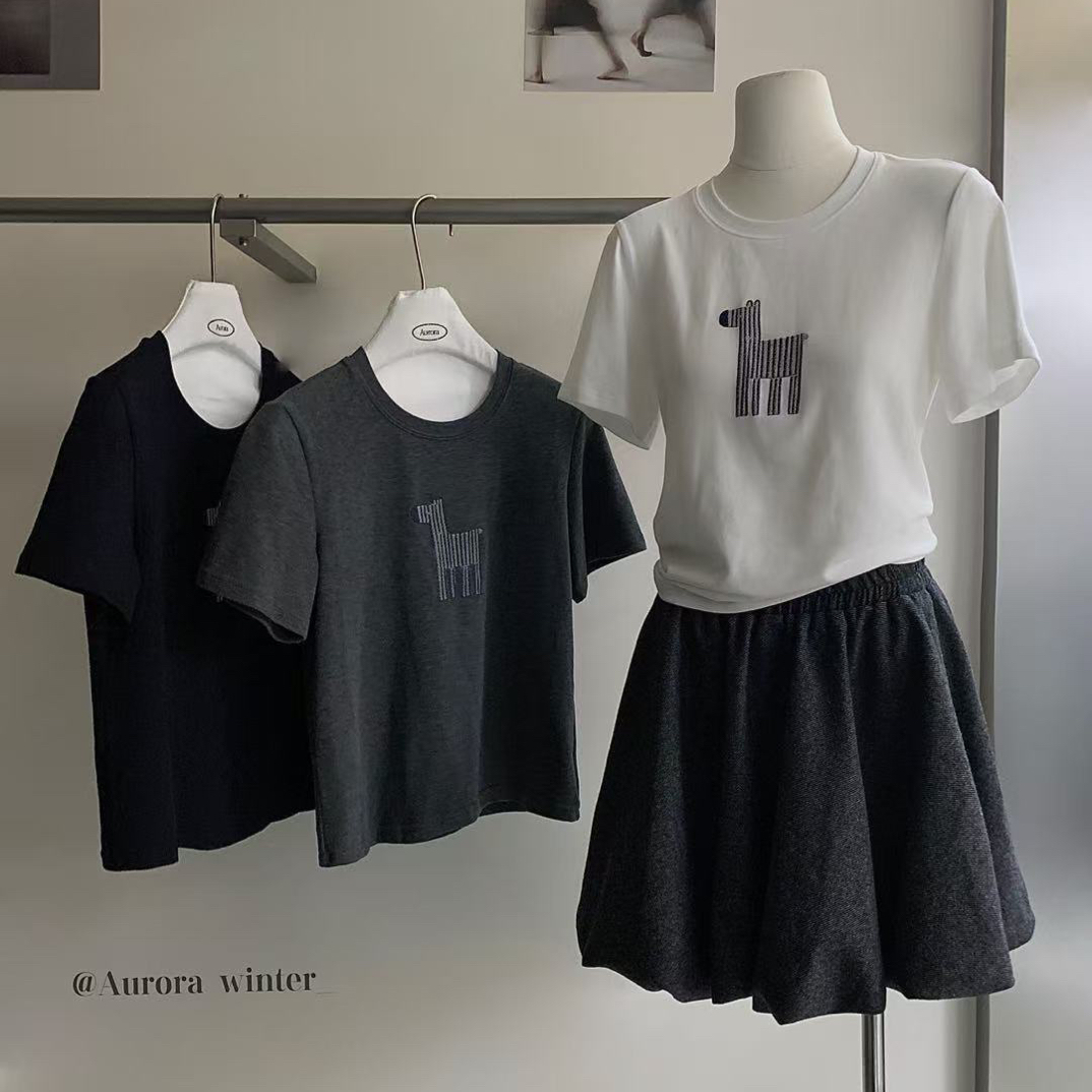 aurora@3897 韩系简约小马刺绣圆领短袖T恤 11-11