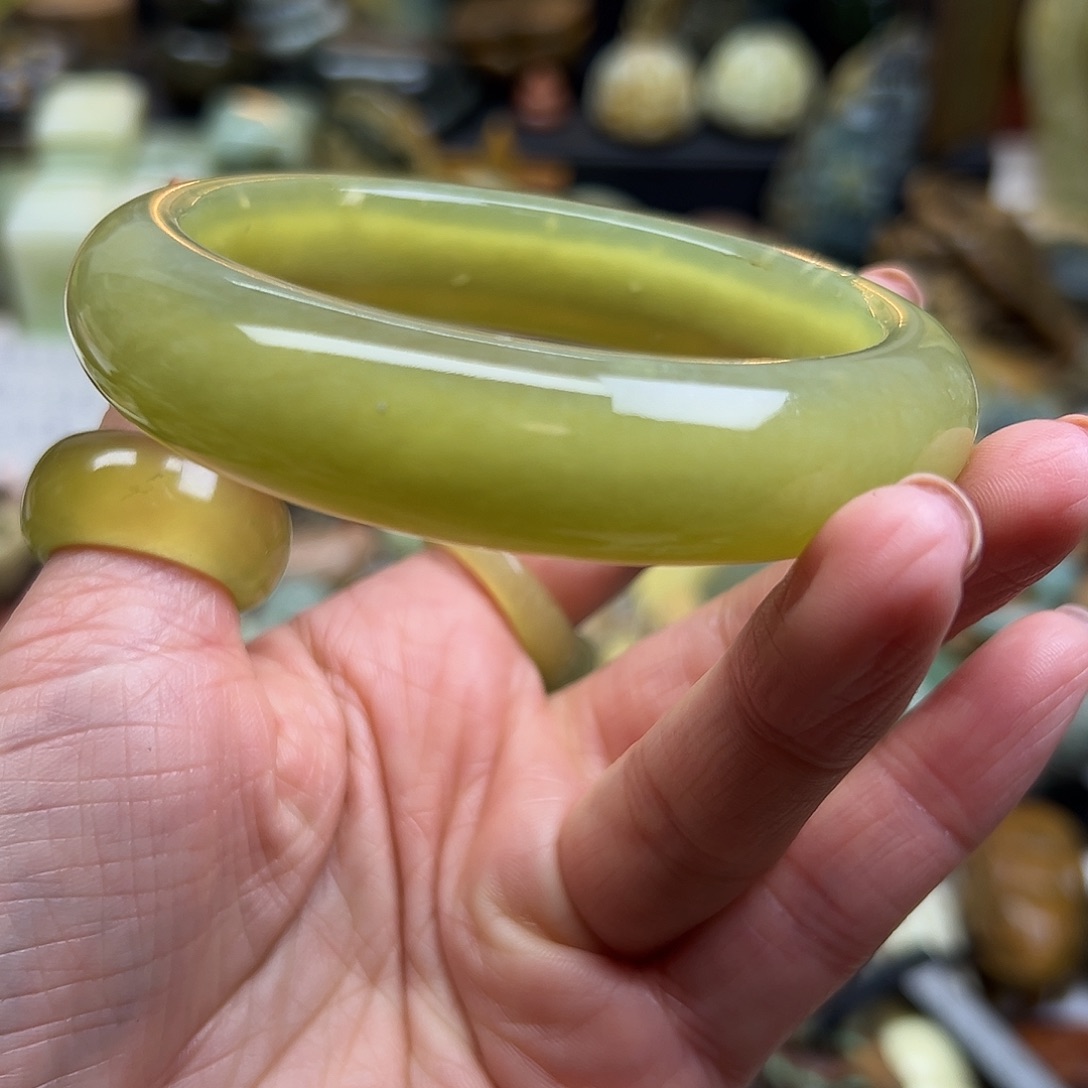 岫玉未镶嵌颈饰辽阳料62.4可盘送油