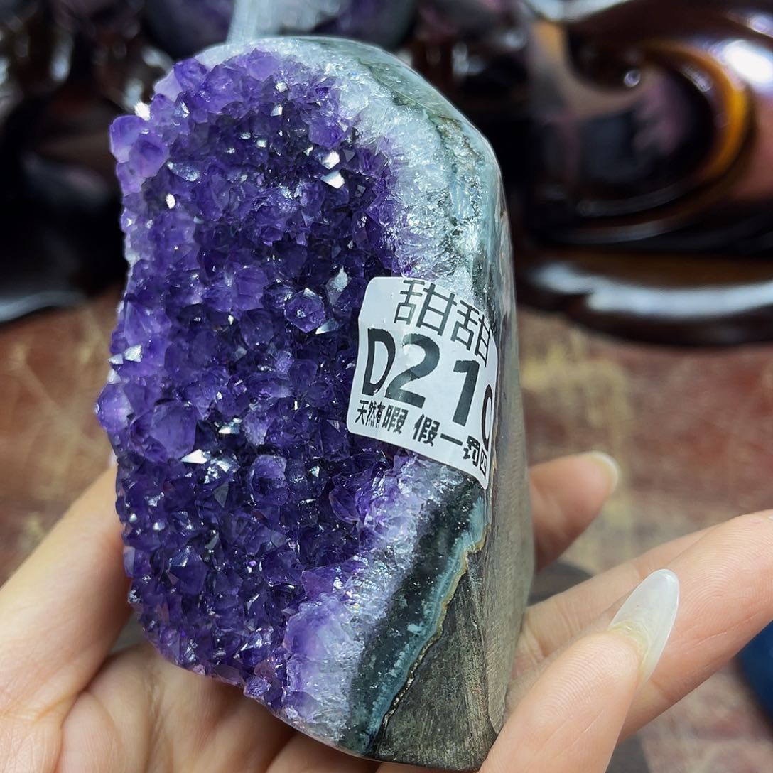 水晶大型摆件未镶嵌