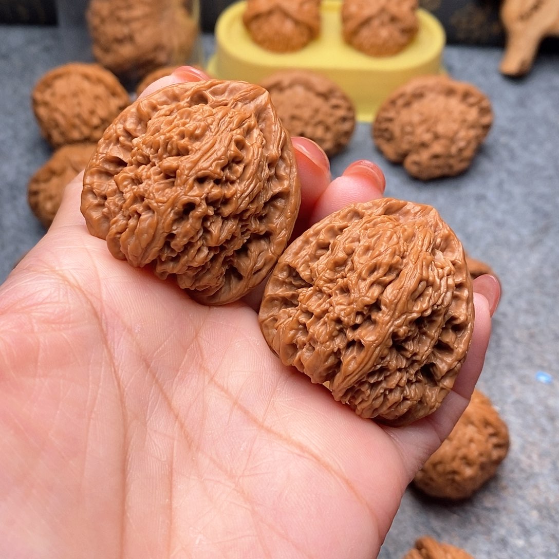 文玩核桃把件服*丷精品三角疆40全品