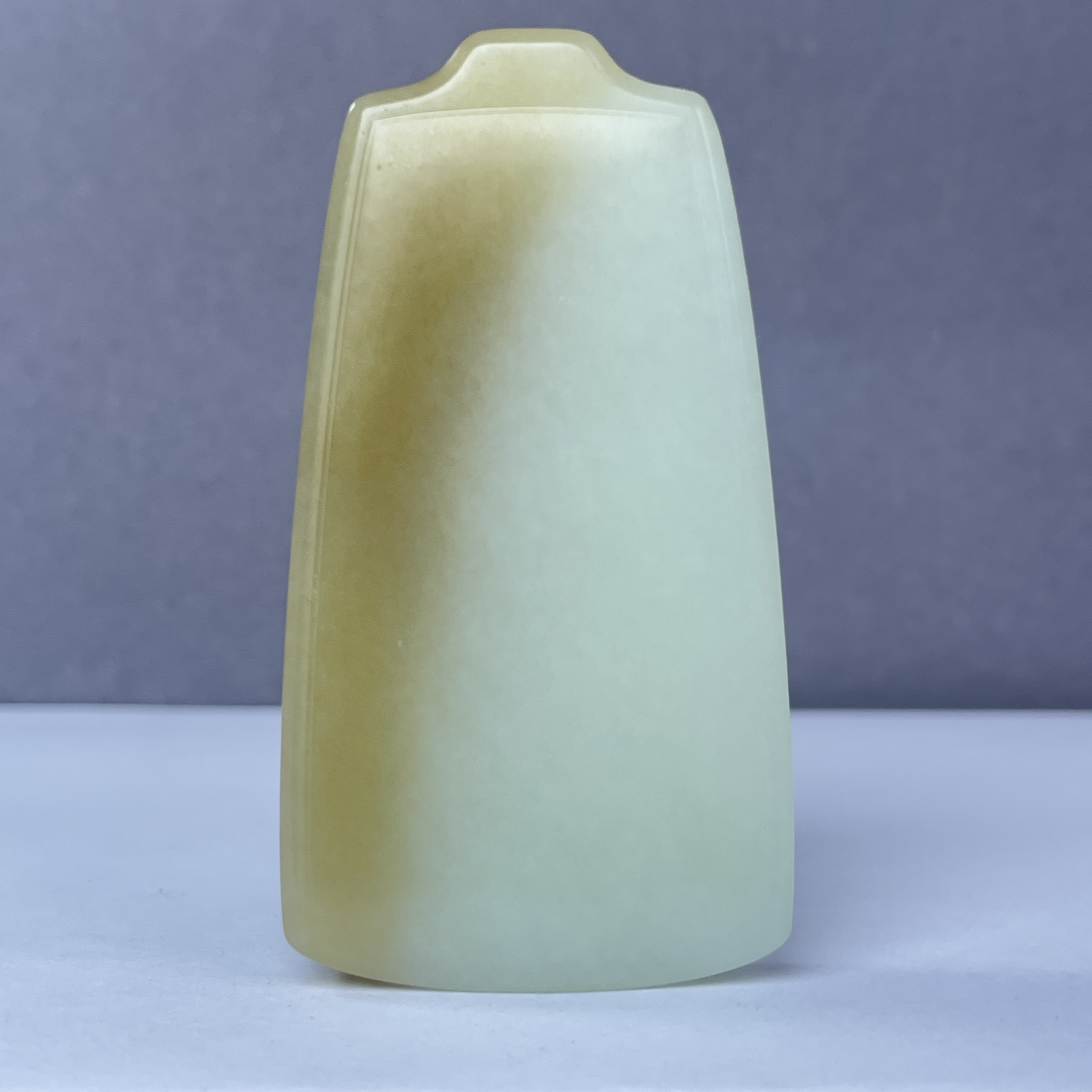 C506 和田玉金霞满天无事牌