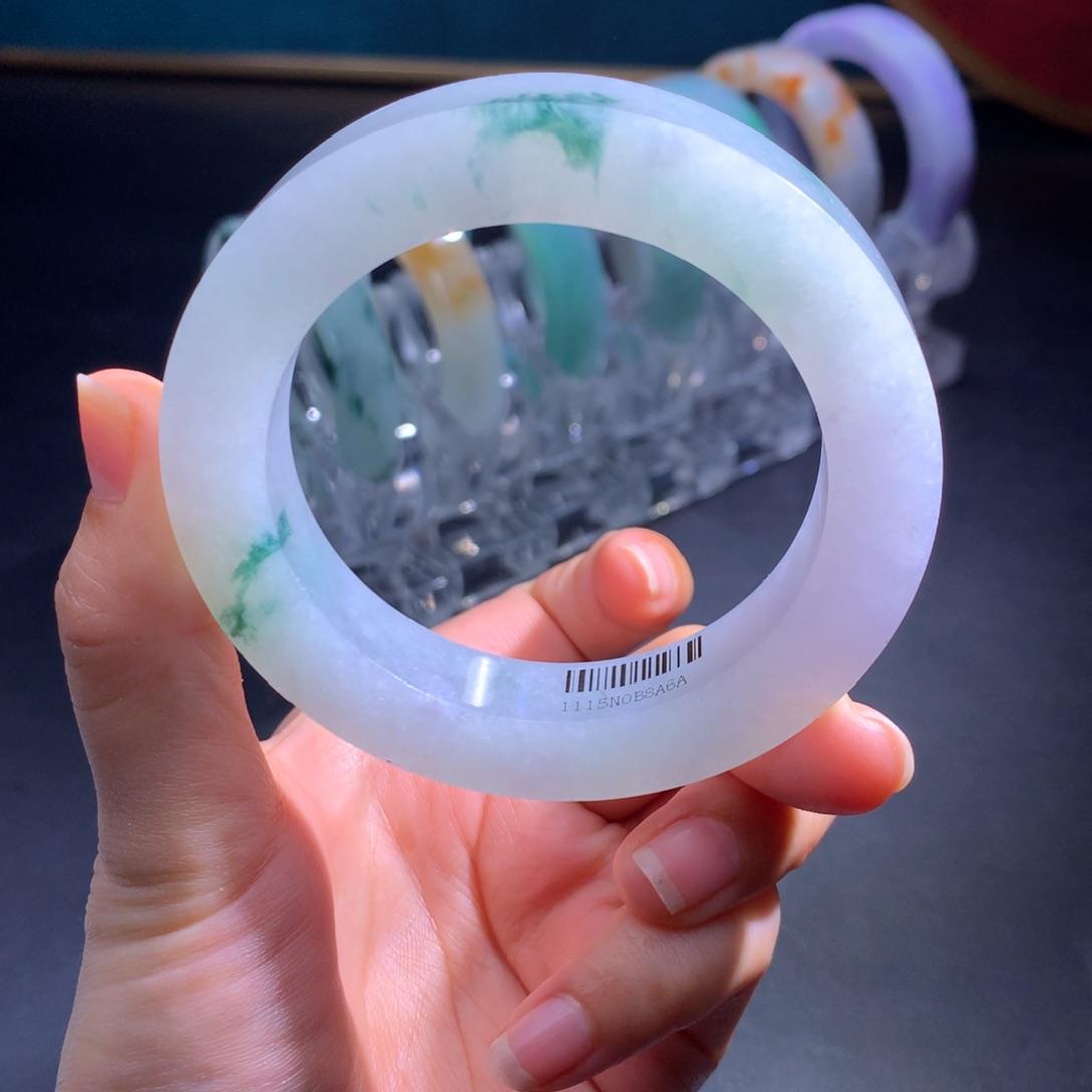 未镶嵌特价大漏冰飘花定制翡翠