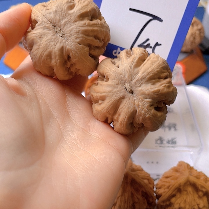 文玩核桃把件用****8文玩核桃45