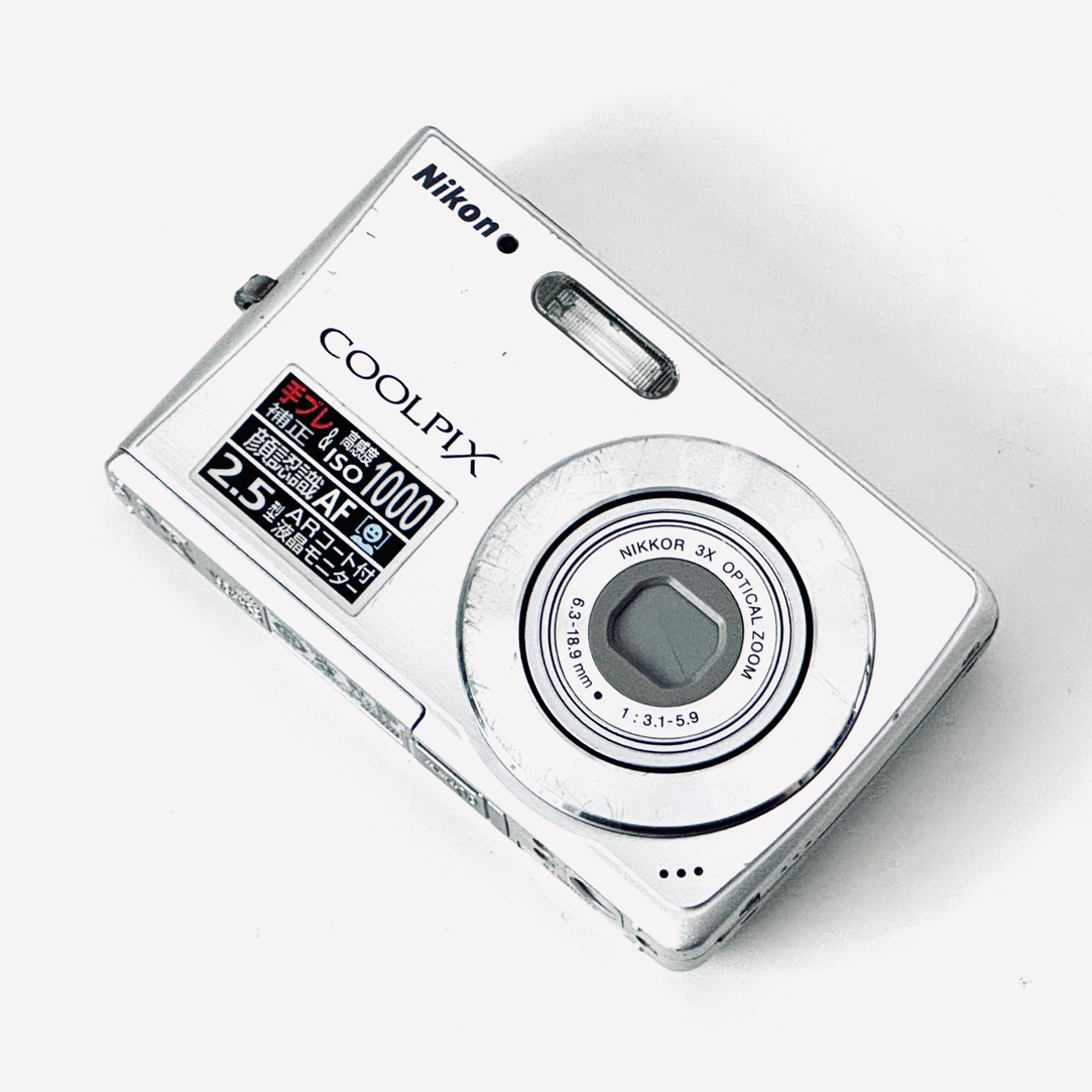 9新 Nikon/尼康 尼康s系列出片透亮复古好看 自带复古滤镜