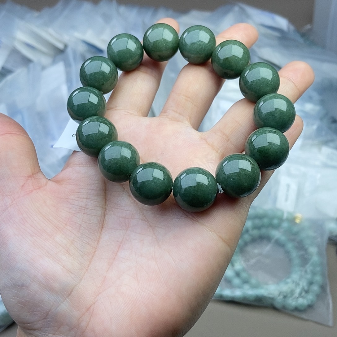 定制翡翠未镶嵌翡翠翡翠