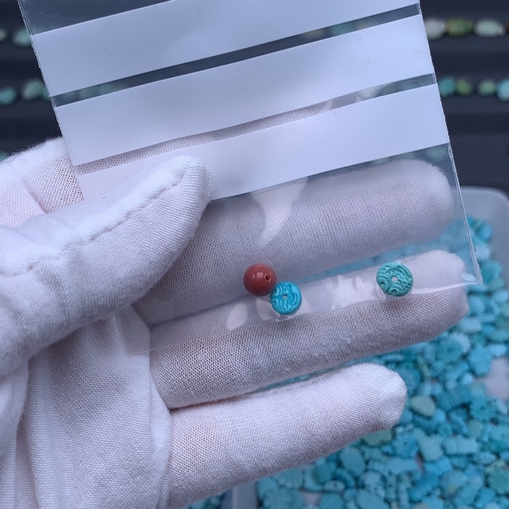 姿***室南红玛瑙未镶嵌珠宝奇石