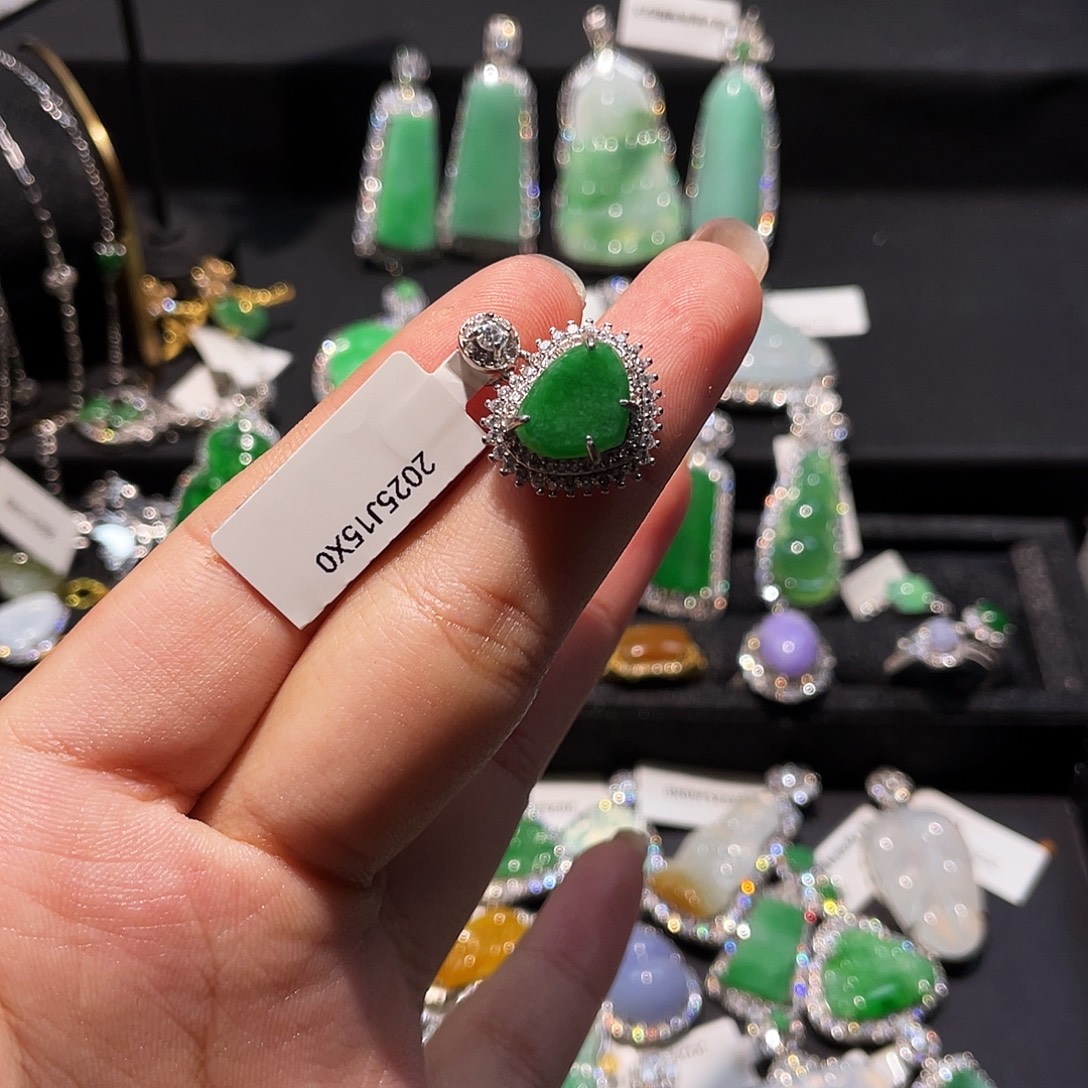 翡翠银S925镶嵌颈饰