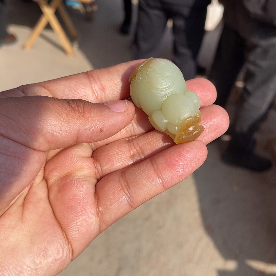 和田玉（糖玉）挂件未镶嵌