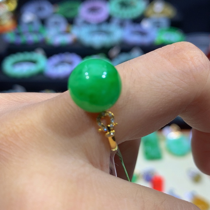 翡翠18K金镶嵌手链翡翠