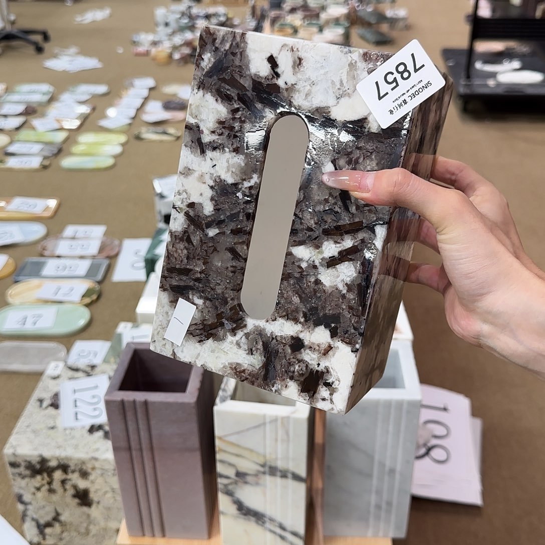 W**?千山暮雪纸巾盒7557