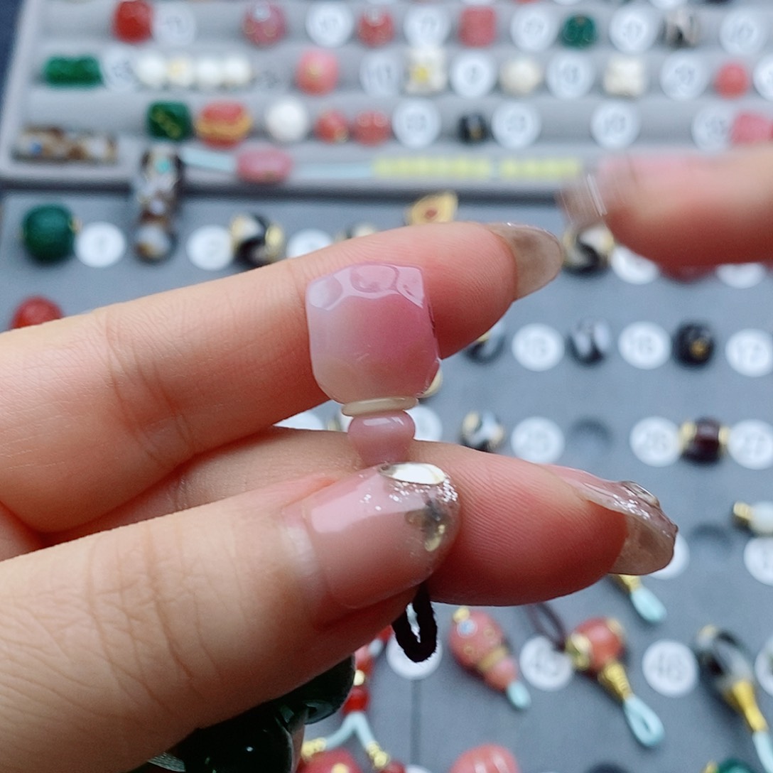 玛瑙/玉髓饰品未镶嵌洋**.