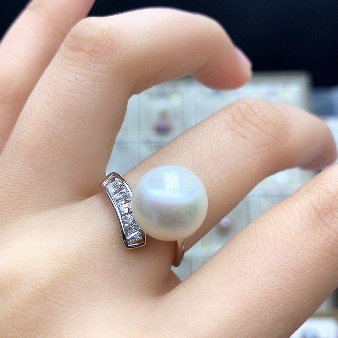 淡水珍珠颈饰合金