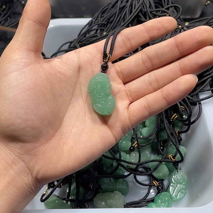 用***2黑曜岩合金颈饰东陵玉