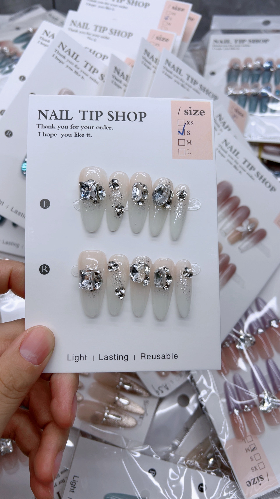 【奶白满钻】重工纯手工裸色渐变堆钻鸽子美甲片高级感显白穿戴甲