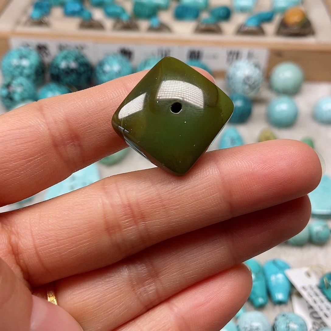 未镶嵌绿松石珠宝半成品