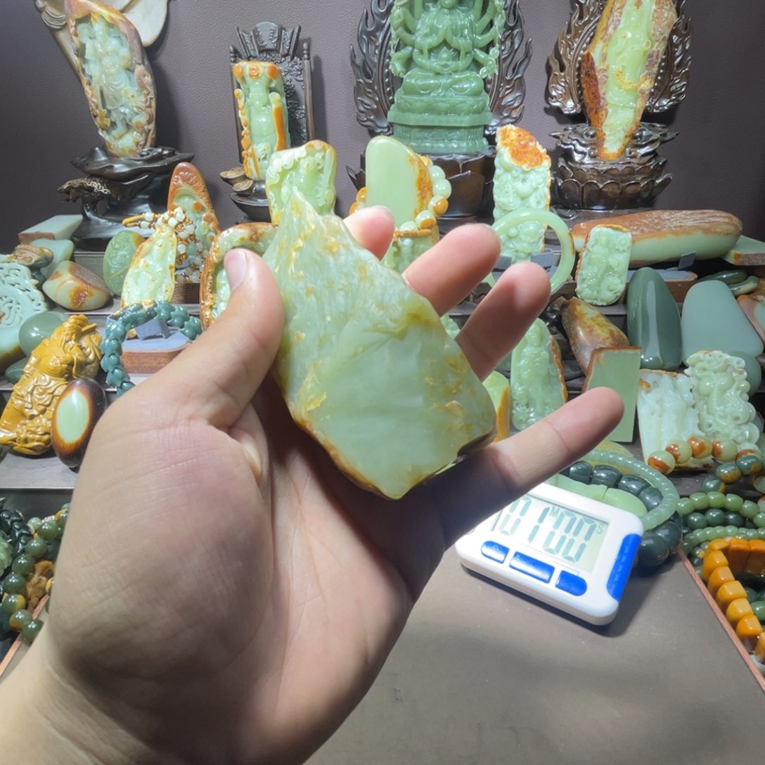 透闪石质玉手把未镶嵌稀*