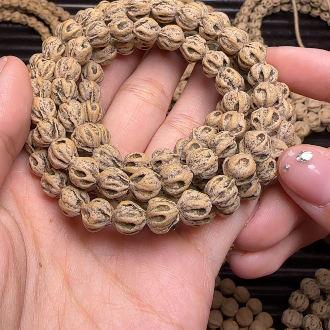 柏香籽/百香籽吊坠知***美