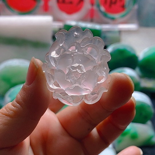 石英质玉颈饰未镶嵌