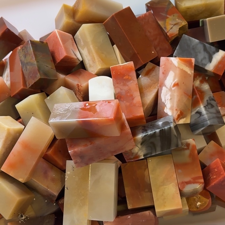 老挝石明****」老挝 老挝 老挝