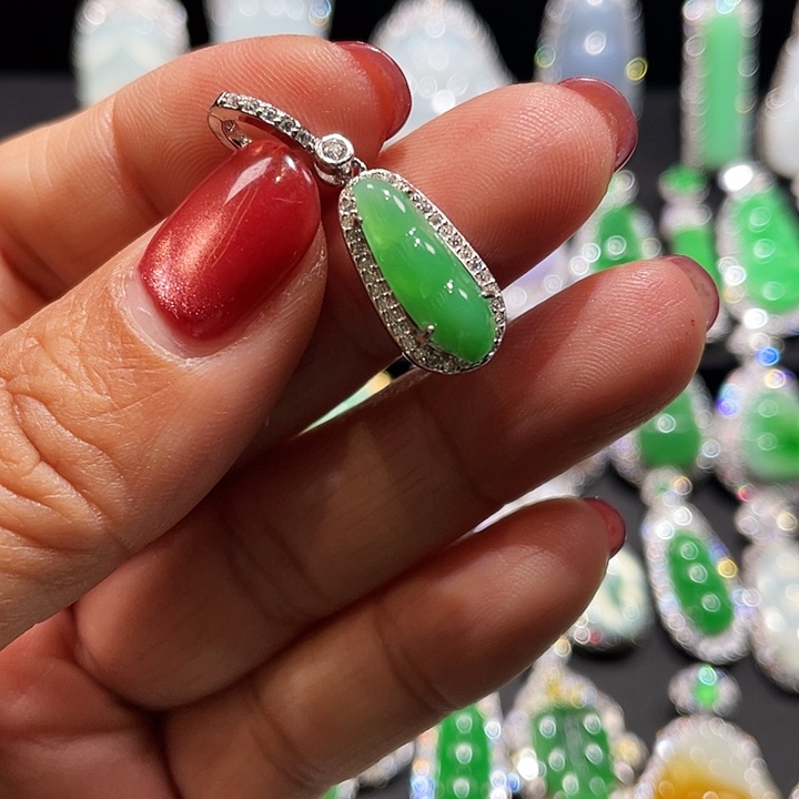 翡翠银S925镶嵌颈饰