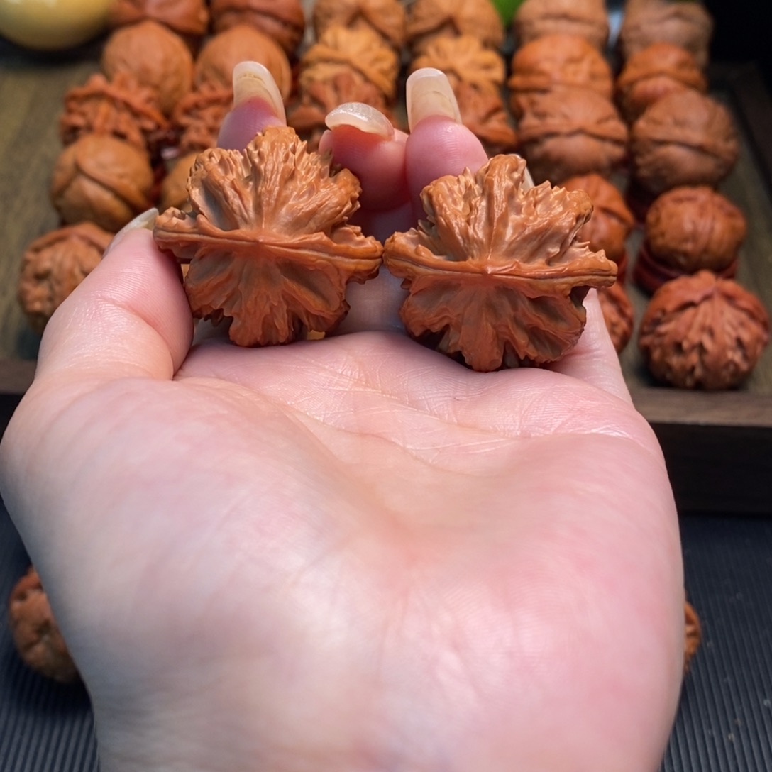 把件文玩核桃火焰纹粗筋