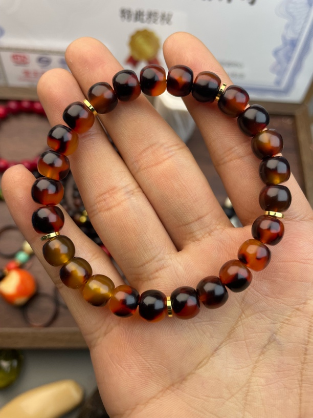 小玳子手工串珠一个