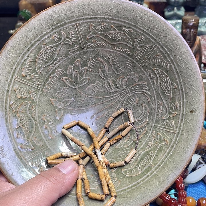 摆件新号开播，漏漏漏漏！