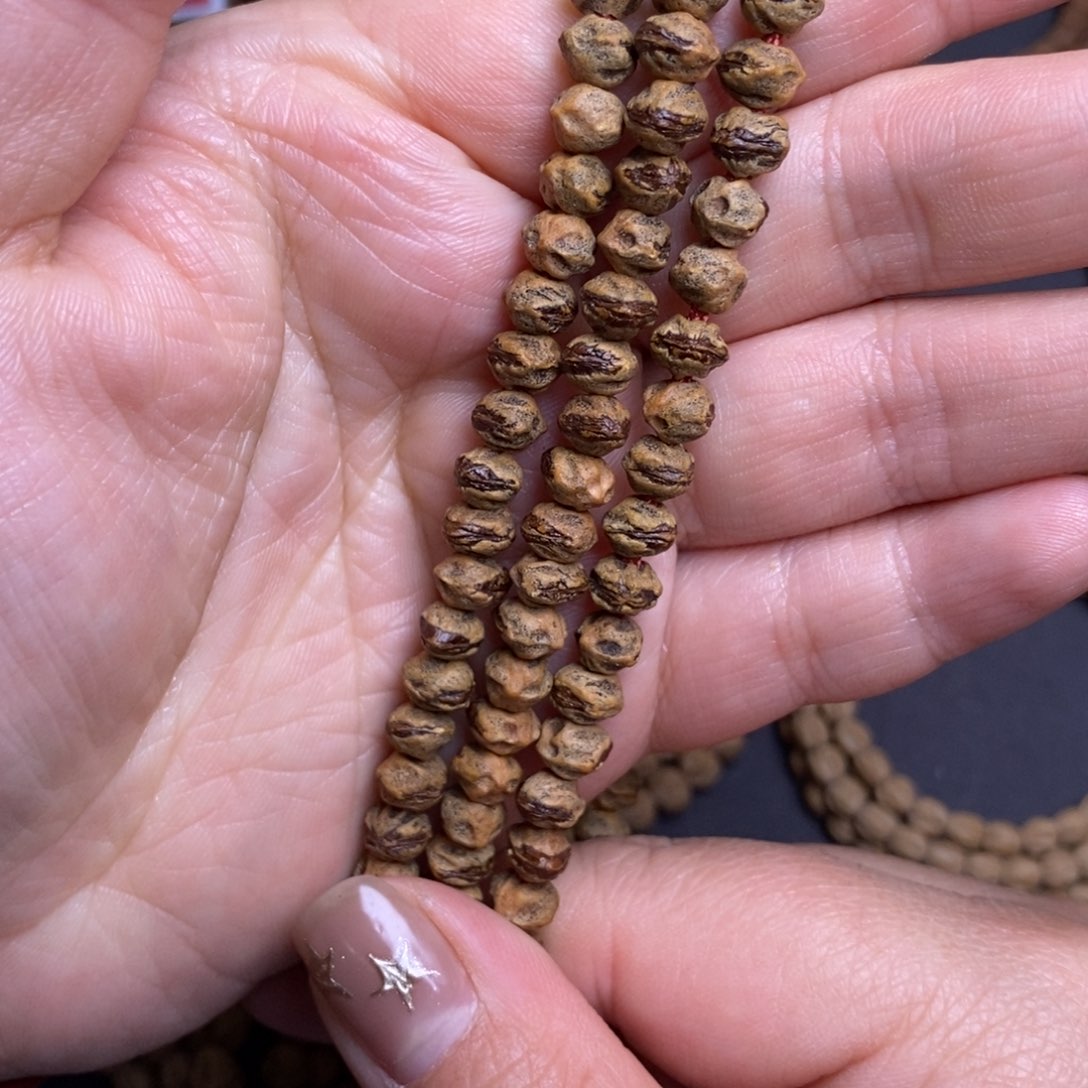 柏香籽/百香籽吊坠天****）