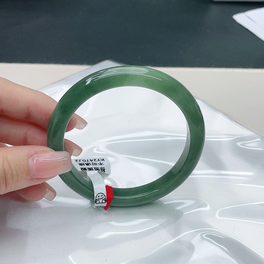 翡翠手镯未镶嵌正59.7