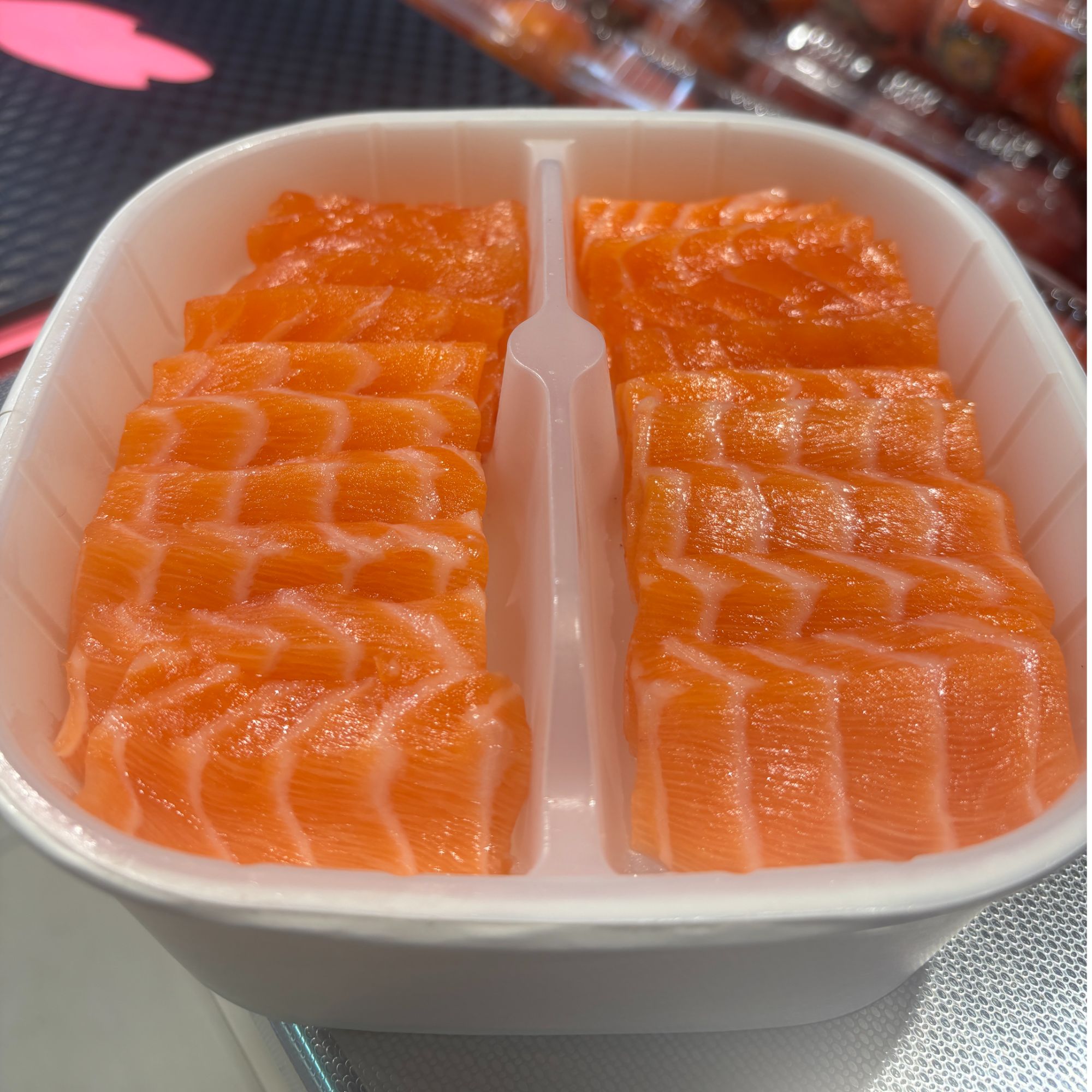 三文鱼/一盒 约220~250g 