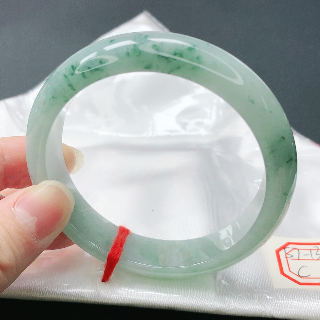 翡翠手镯未镶嵌缅甸天然A货翡翠