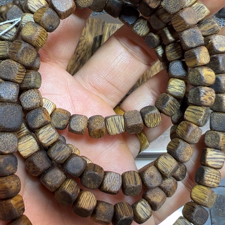 沉香碎屑沉香0.6方珠多圈14克