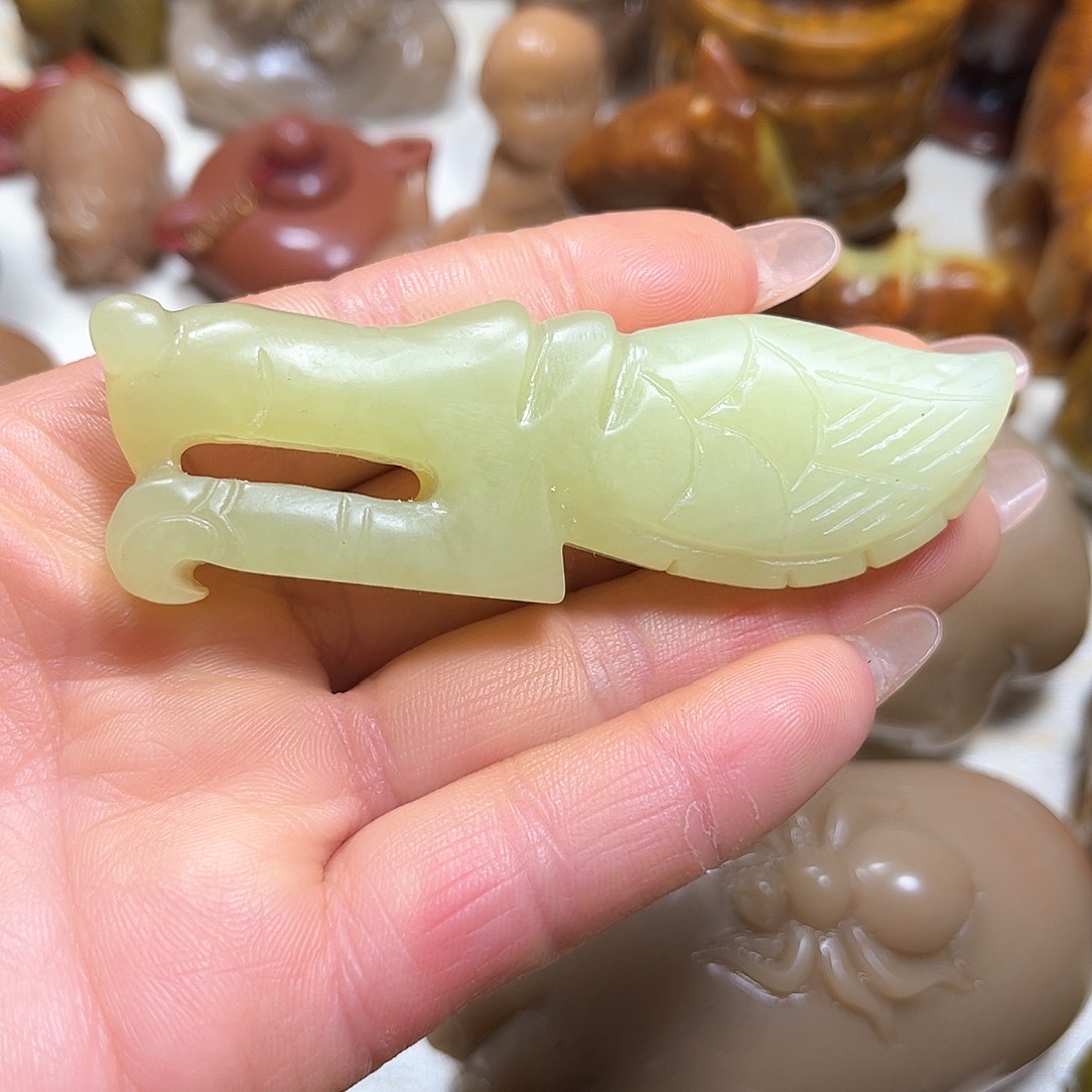 白玉菩提吊坠白玉菩提吊坠