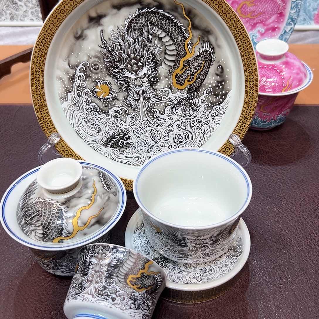 摆件景德镇市和上海浦东新技术开发中心等