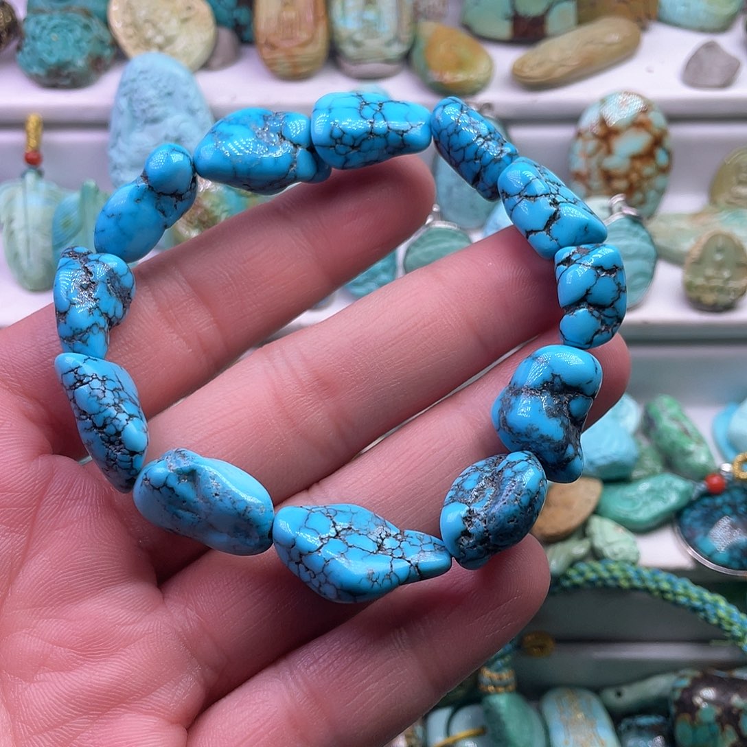 绿松石颈饰未镶嵌半****