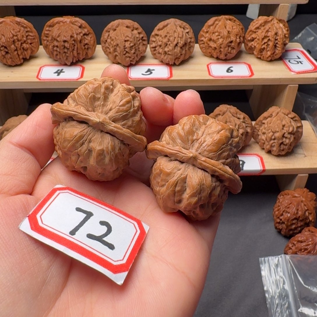 文玩核桃把件全品41尺蛤蟆头