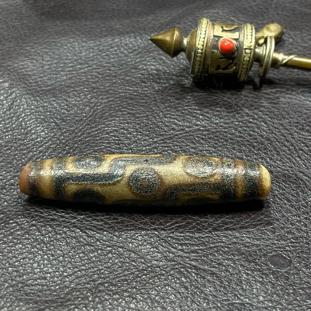 钙化老9眼古珠，古朴，贵气满溢～能量爆棚