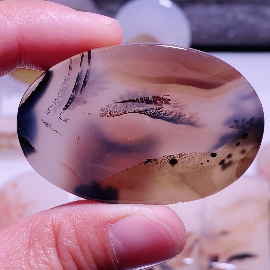 玛瑙/玉髓珠宝半成品未镶嵌山水入墨染
