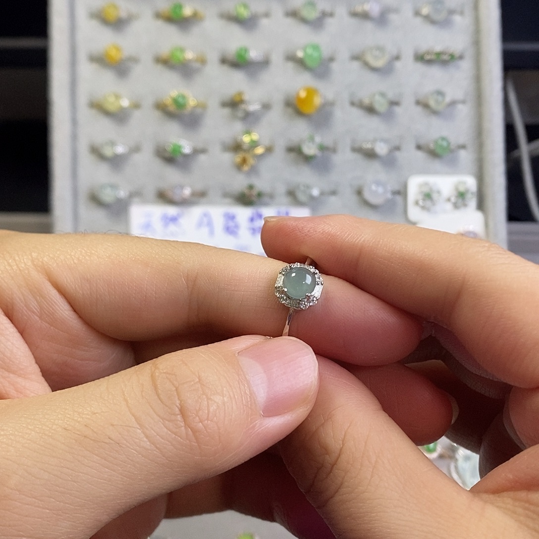 翡翠未镶嵌戒指翡翠戒指